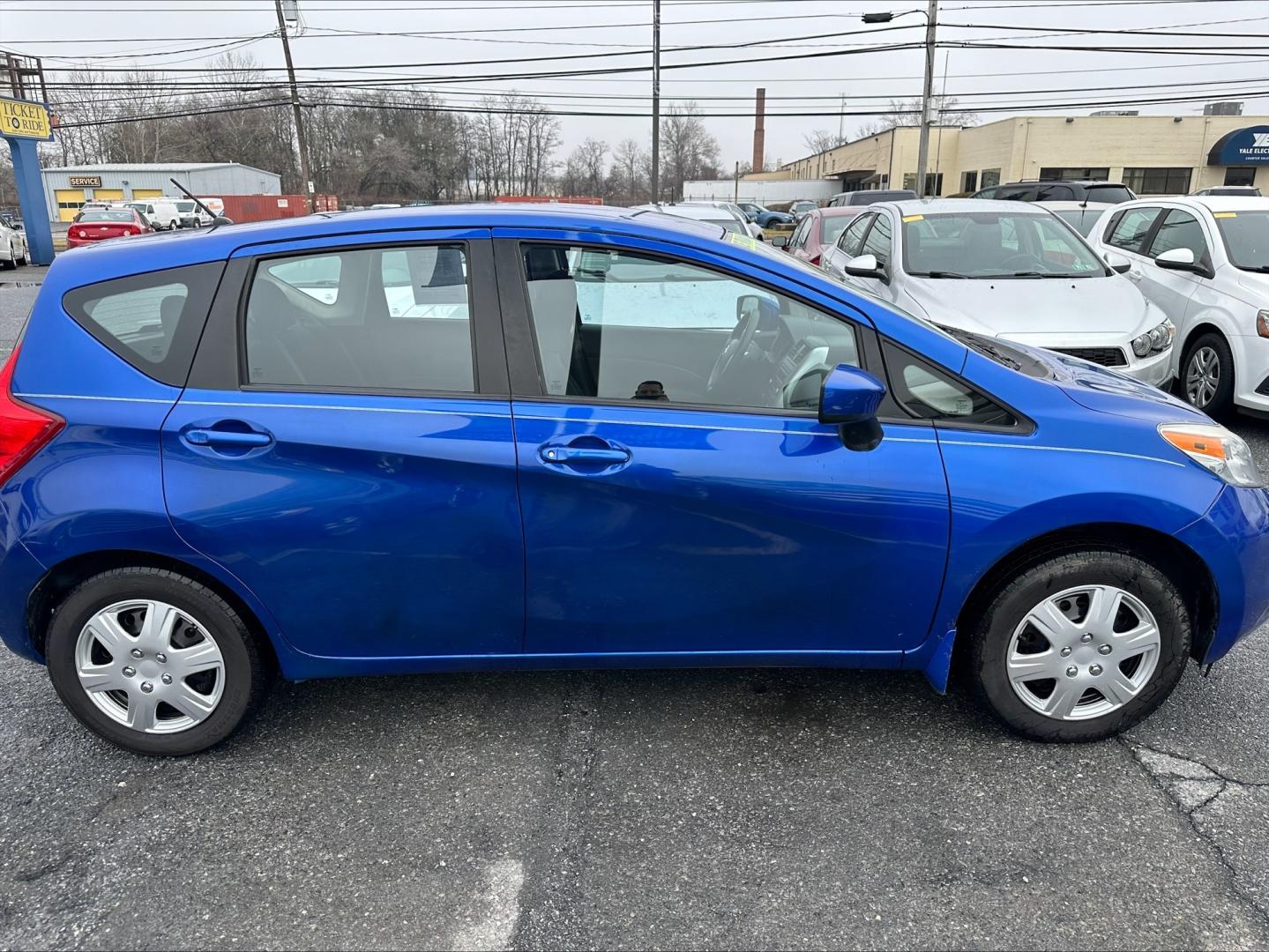 2015 BLUE* Nissan Versa Note S 5MT (3N1CE2CP0FL) with an 1.6L L4 DOHC 16V engine, 5-Speed Manual transmission, located at 1254 Manheim Pike, Lancaster, PA, 17601, (717) 393-9133, 40.062870, -76.323273 - Photo#3